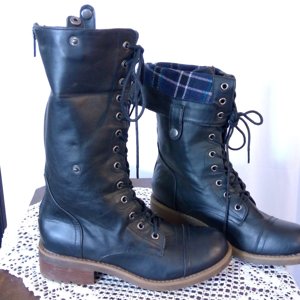 Wanted boots - Picture 2 of 8